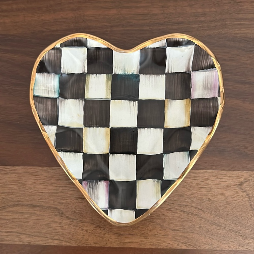 Mackenzie Childs courtly fluted heart plate
